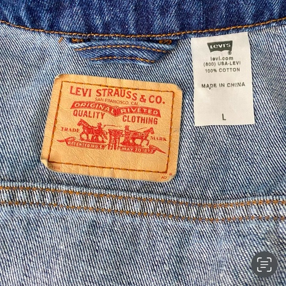 Vintage Levis Jean Jacket - Picture 5 of 6